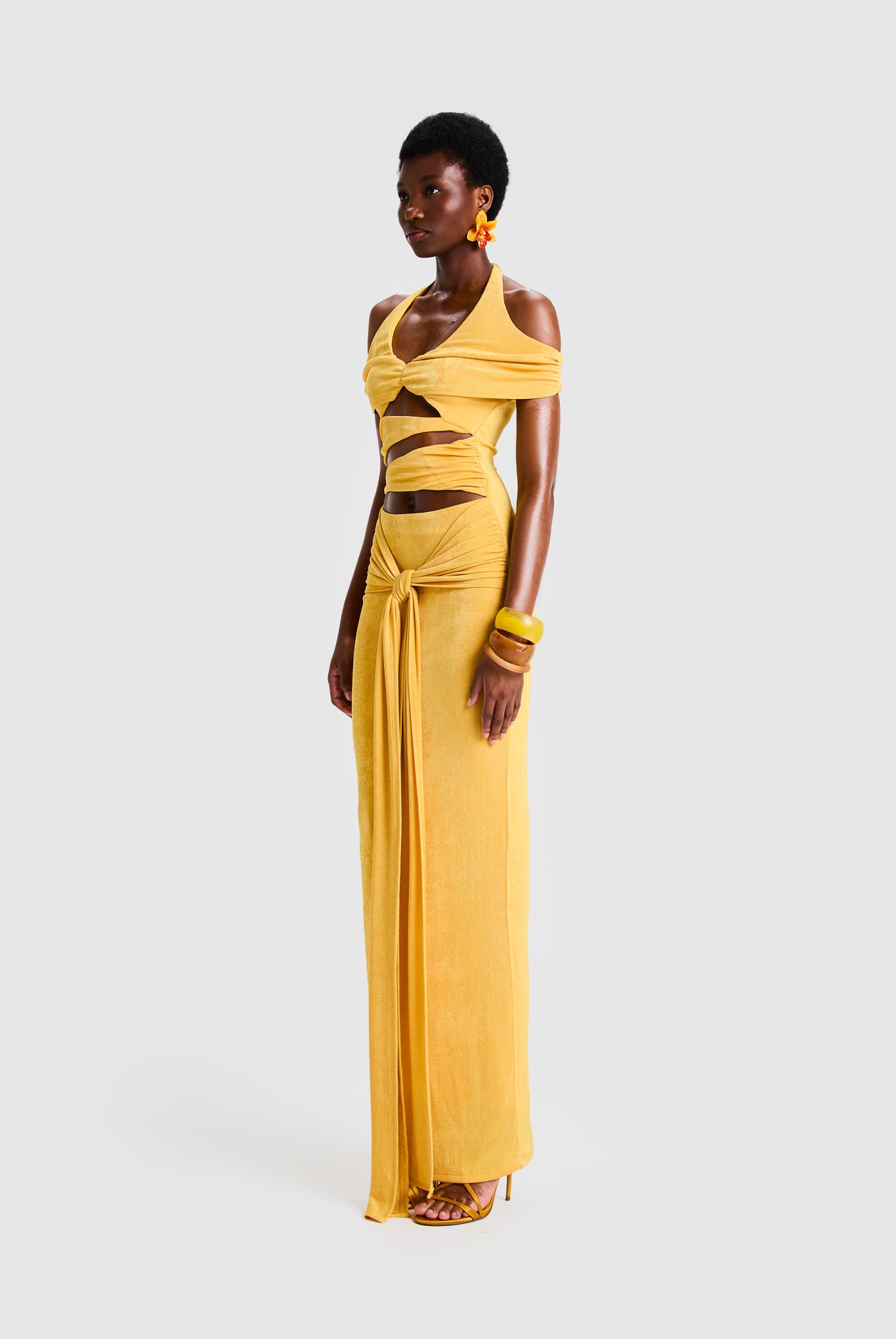 Cut Out Halter Maxi - Yellow