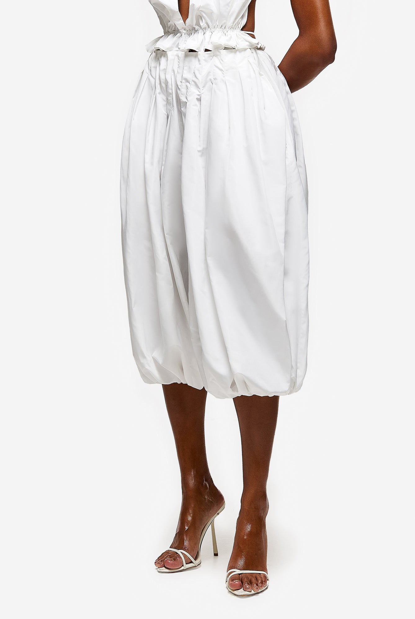 Pleated Bubble Capri Pant - White
