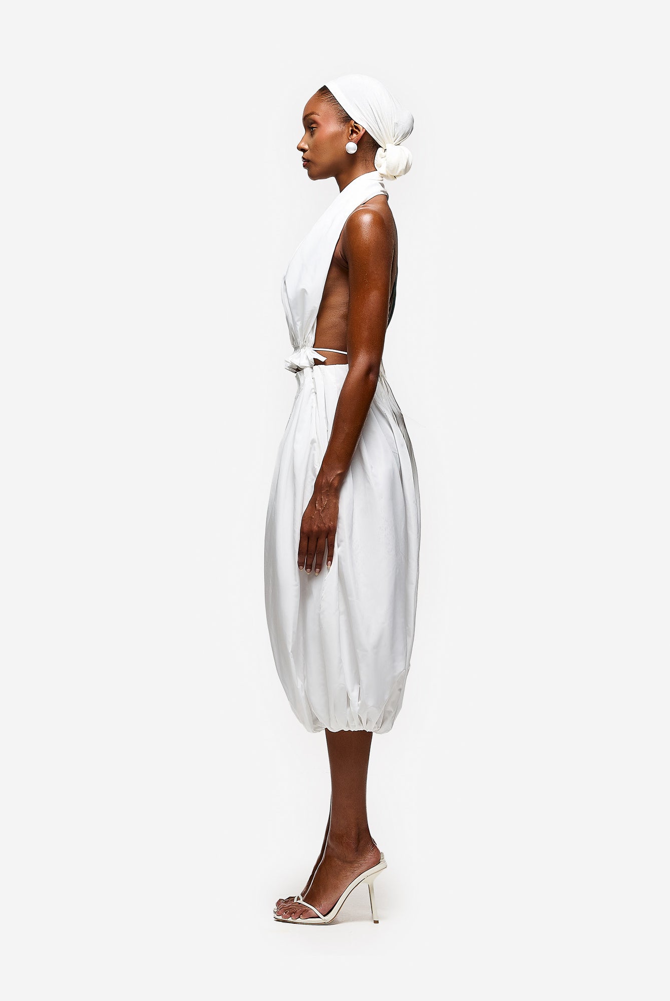Pleated Bubble Capri Pant - White