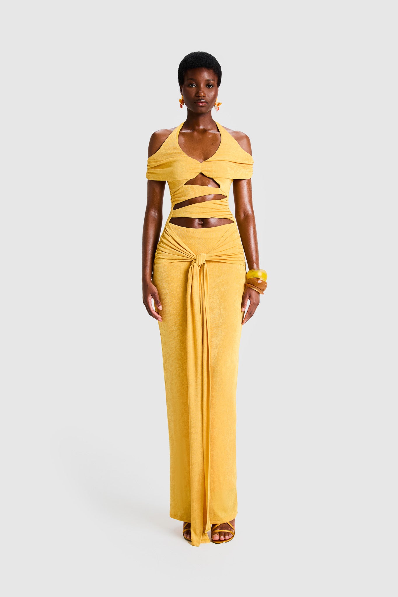 Cut Out Halter Maxi - Yellow
